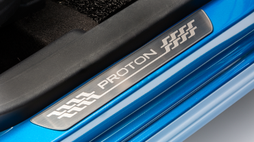 SILL SCUFF PLATE CHROME